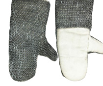 8" Maille & Padded Linen Mittens + $45.00